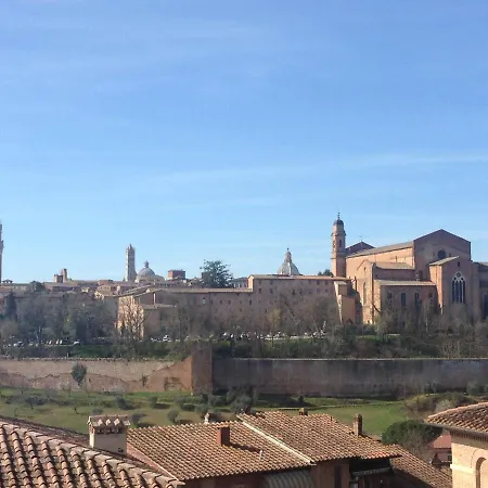 Appartamento Affaccio Su Siena,vicino Al Centro, Con Garage Siena